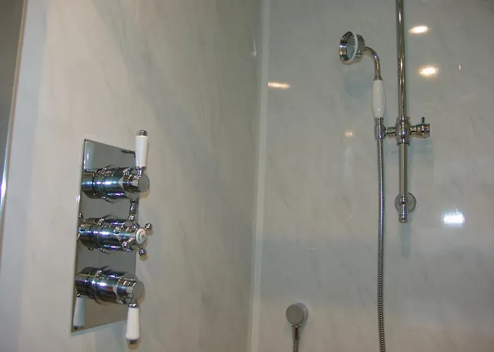 Osborne House Bed and breakfast