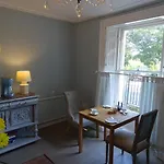 Bed & Breakfast Osborne House 4*