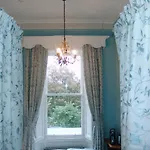 Bed & Breakfast Osborne House